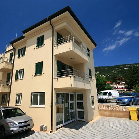 Apartments Happy Stay Center Baska מראה חיצוני תמונה