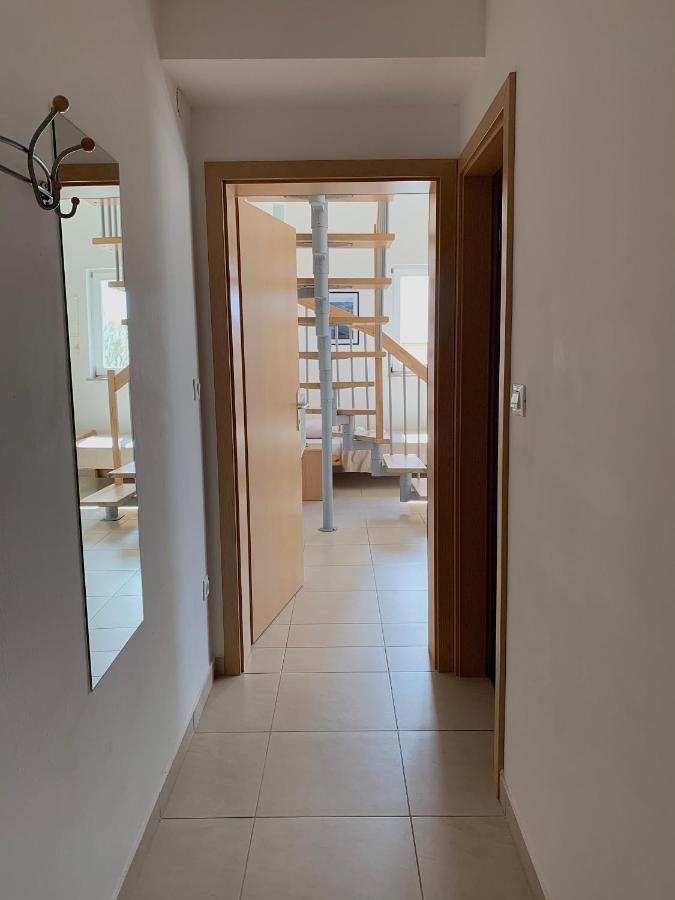 Apartments Happy Stay Center Baska מראה חיצוני תמונה