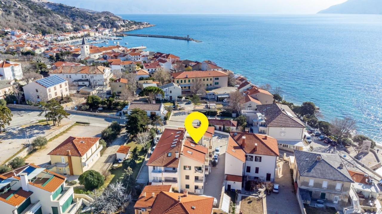Apartments Happy Stay Center Baska מראה חיצוני תמונה