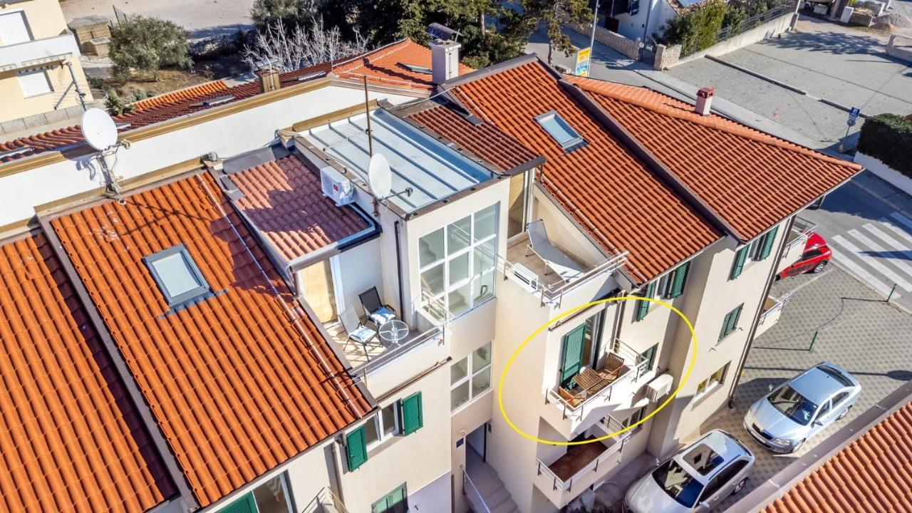 Apartments Happy Stay Center Baska מראה חיצוני תמונה